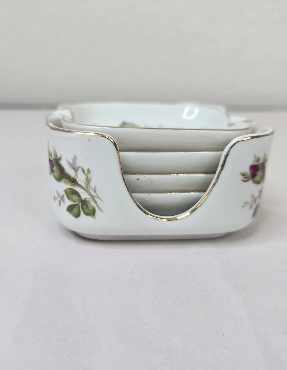 Vintage Set Of Individual Square Ashtrays Red Rose Buds Gold Trim Caddy Holder